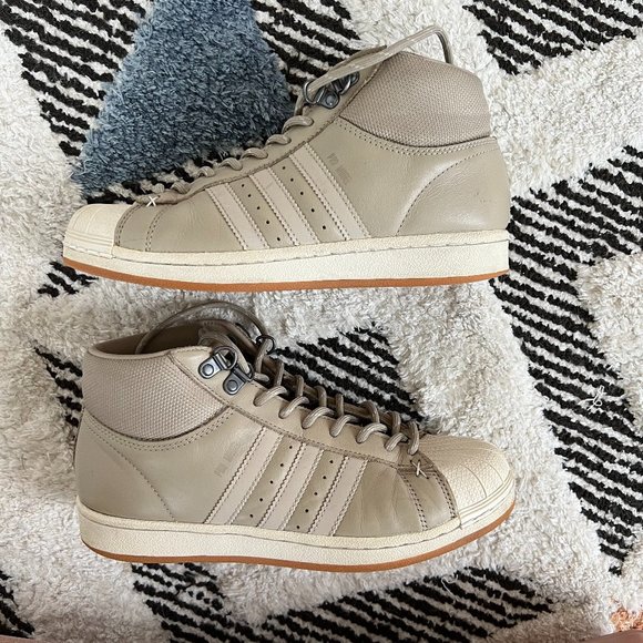 Adidas Pro Model Khaki Hi Tops 2016 - M5.5/W7 - Picture 1 of 16